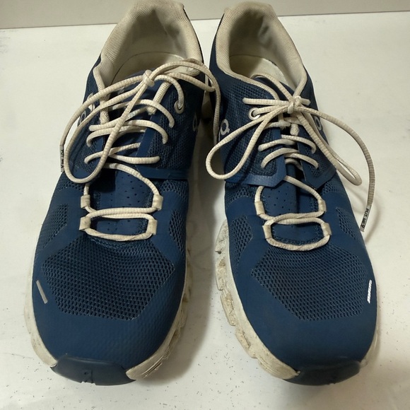 On Running Cloud Men’s Running Shoes in Navy and White main image 15